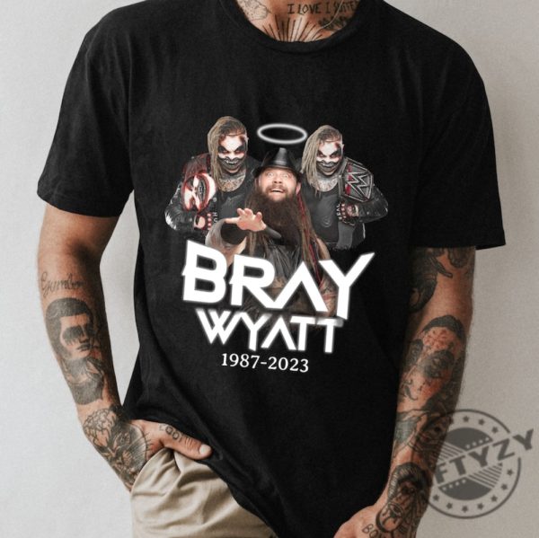 Rip Bray Wyatt Shirt The Fiend Vintage Tshirt Legends Never Die Hoodie Woman And Man Sweatshirt Trending Shirt giftyzy.com 2