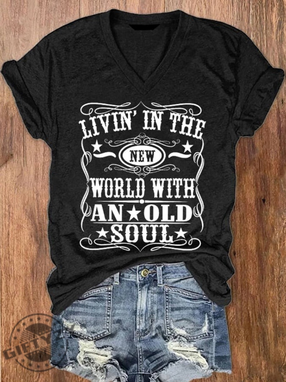 Living In A New World With An Old Soul Shirt Rich Men North Of Richmond Tee Country Pride Old Soul Hoodie Country Music Shirt