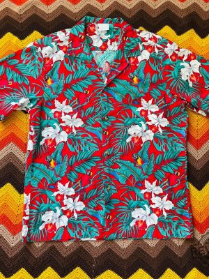 70S Hawaiian Print Button Up Shirt Jimmy Buffett Parrot Head Jimmy Buffett Hawaiian Shirt Jimmy Buffett Songs Jimmy Buffet Shirt Jimmy Buffett Shirt Vintage Jimmy Buffett Shirt Unique revetee.com 2