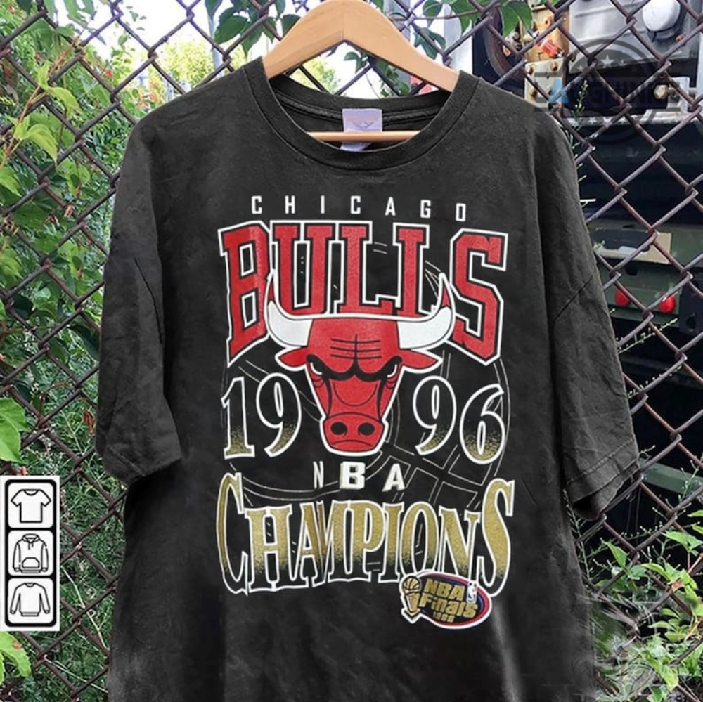 Vintage Red Chicago Bulls 1996 NBA Champs T-Shirt Sz. XL