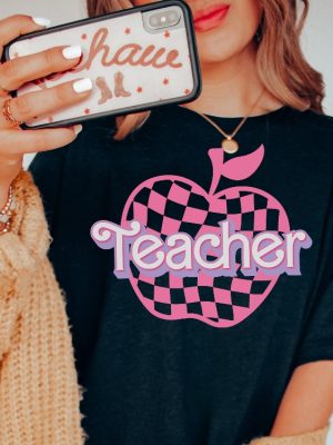 Teacher Shirt Pink Teacher Shirts Trendy Teacher Tshirt Retro Back To School Teacher Appreciation Checkered Teacher Tee Cute Teacher Shirts Teacher Shirt Designs Teacher T Shirt Ideas revetee.com 2