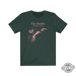 The Smiths The Queen Is Dead Shirt The Smiths Shirt The Smiths T Shirt The Smiths The Queen Is Dead T Shirt Morrissey The.Smiths The Smiths Bassist Shirt Unique revetee.com 2