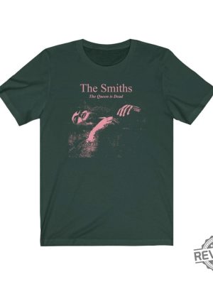 The Smiths The Queen Is Dead Shirt The Smiths Shirt The Smiths T Shirt The Smiths The Queen Is Dead T Shirt Morrissey The.Smiths The Smiths Bassist Shirt Unique revetee.com 2