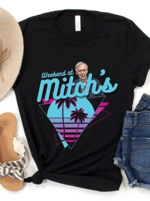 Weekend At Mitchs Funny Mitch Mcconnell Glitch Shirt Mitch The Glitch Shirt Glitch Mcconnell Meme Shirt Mitch Mcconnell Freezes Shirt Mitch Mcconnell Meme Shirt Unique revetee.com 2