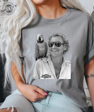 In Memory Of Jimmy Buffett R.I.P Shirt Hoodie Sweatshirt Mug Jimmy Buffett Shirt giftyzy.com 2