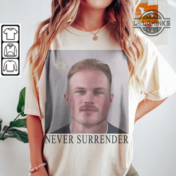 zach bryan mug shot shirt sweatshirt hoodie never surrender zach bryan arrested shirts zach bryan mugshot tshirt zach bryan merch zach bryan t shirt laughinks.com 2