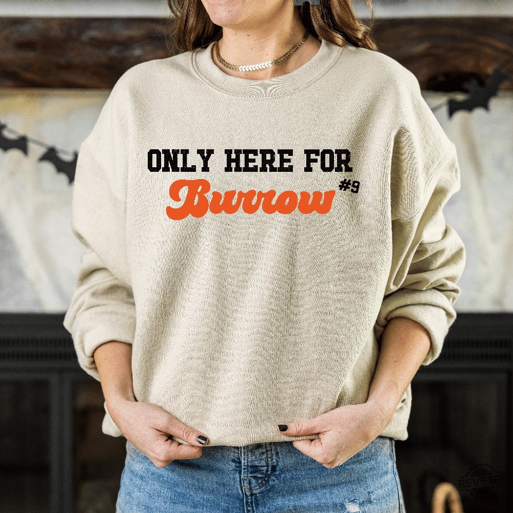 Joe Burrow Sweatshirt Retro Cincinnati Football Sweatshirt Cincinnati  Bengals Joe Burrow Shirt Joe Burrow Contract 2023 Joe Burrow Eras Tour Shirt  Joe Burrow Fashion Images New - Revetee