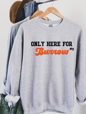 Joe Burrow Sweatshirt Retro Cincinnati Football Sweatshirt Cincinnati Bengals Joe Burrow Shirt Joe Burrow Contract 2023 Joe Burrow Eras Tour Shirt Joe Burrow Fashion Images New revetee.com 6