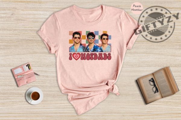 Vintage Jonas Brothers Shirt I Love Hot Dads Tshirt Joe Jonas Homage Hoodie Jonas Retro 90S Sweater Jonas Brother Merch giftyzy.com 7