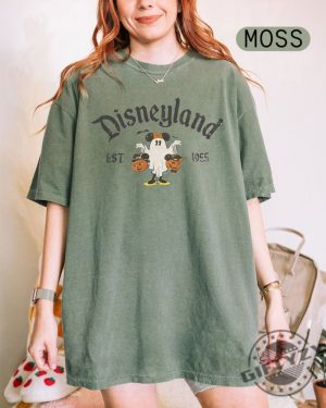 Retro Disneyland Est 1955 Mickey Mouse Halloween Shirt Mickey Halloween Pumpkins Shirt Disneyland Halloween Shirt Halloween Mickey Ghost giftyzy.com 4