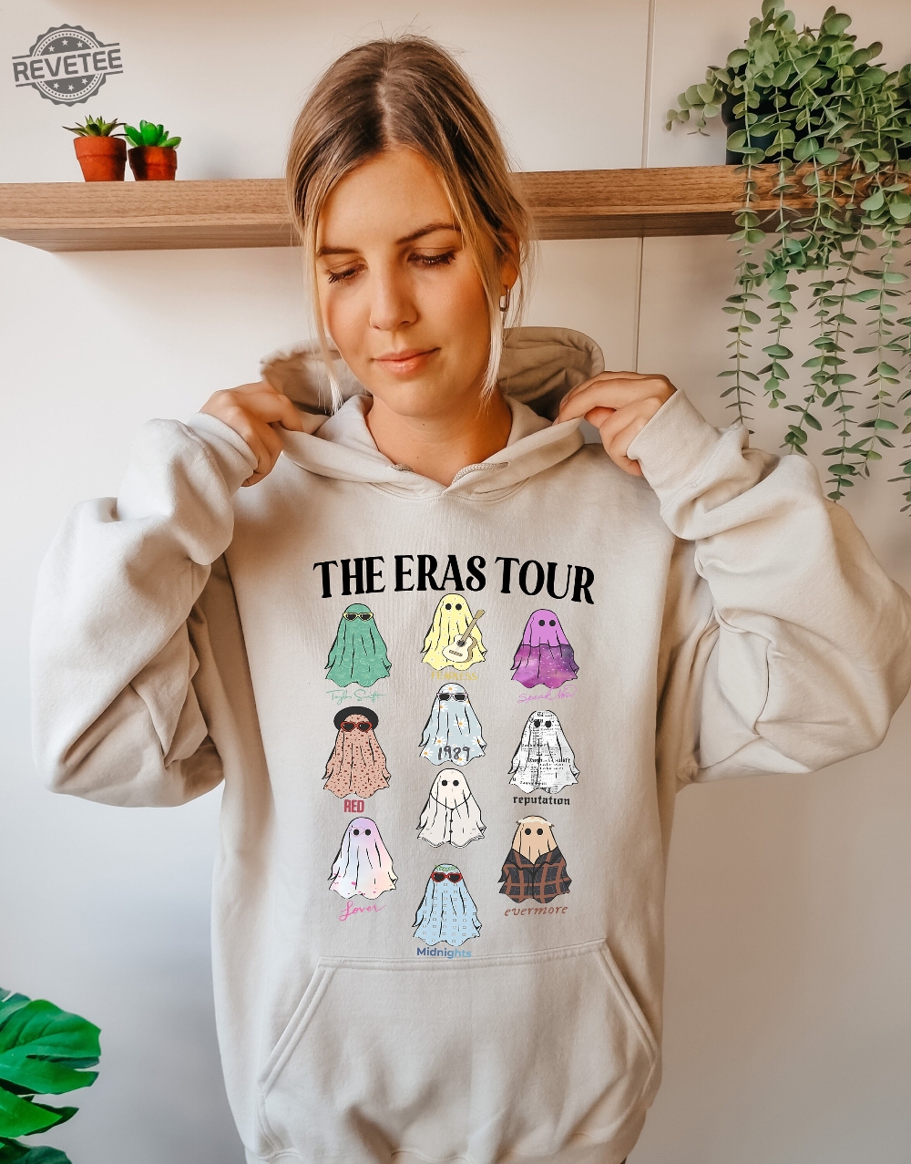 Taylor Swift: Eras tour merch isn't faded. It's 'distressed' - Los