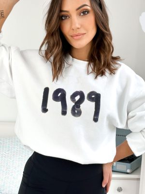 1989 Birthday Sweatshirt Taylor Swift The Eras Tour Beige Hoodie Taylor Swift 1989 Vault Taylor Swift Christmas Merch 1989 Taylors Version 1989 Sweatshirt Taylor Swift 1989 Merch revetee 2