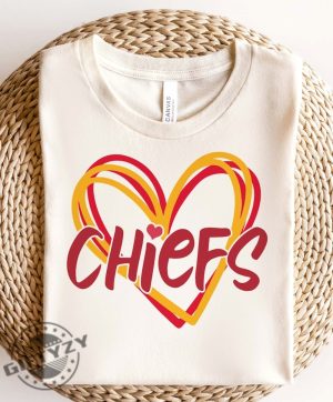 Kansas City Football Chiefs Shirt Retro Kansas City Chiefs Tshirt Kansas City Sweatshirt Football Shirt For Women And Men Football Gift giftyzy 2