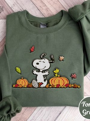 Cute Happy Autumn Snoopy Embroidered Sweatshirt Snoopy Pumpkin Embroidered Hoodie Snoopy Happy October Shirt Snoopy Pumpkin Carving Goodbye September Hello October revetee 4