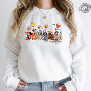 Disneyland Halloween Sweatshirt Trendy Sweatshirt Disneyland Halloween Shirt Sweetheart Night Disneyland 2024 Oversized Halloween Sweatshirt Halloween Town Sweatshirt revetee 4