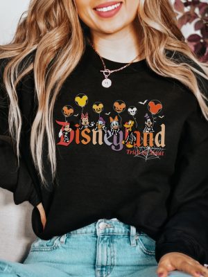 Disneyland Halloween Sweatshirt Trendy Sweatshirt Disneyland Halloween Shirt Sweetheart Night Disneyland 2024 Oversized Halloween Sweatshirt Halloween Town Sweatshirt revetee 5