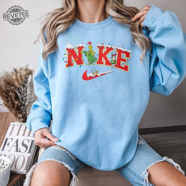 Christmas Sweatshirt Grinch Face Shirt Resting Grinch Face Shirt Boys Grinch Shirt Kobe Grinch Grinch Christmas Tree Grinch Nike Hoodie Grinch Countdown To Christmas New revetee 2