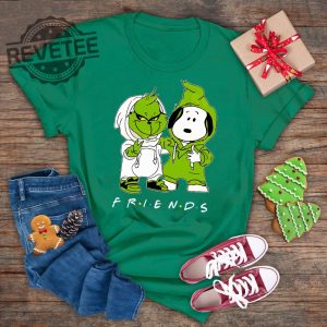 Friend Between Grinch Green And Peanuts Snoopy Christmas T Shirt Grinch Costume Adult Shirt Hoodie Unique revetee 2