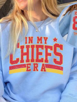 Retro In My Chiefs Era Shirt Vintage Travis Kelce Tshirt America Football Sweatshirt Football Fan Gifts Travis Kelce The Eras Tour revetee 5