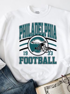 Philadelphia Football Crewneck Sweatshirt Hoodie Tshirt Game Day Pullover Eagle 90S Style Football Crewneck revetee 2