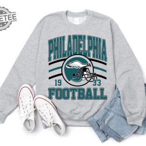 Philadelphia Football Crewneck Sweatshirt Hoodie Tshirt Game Day Pullover Eagle 90S Style Football Crewneck revetee 4