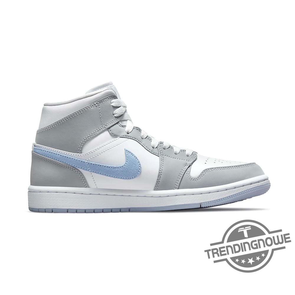 Air Jordan 1 Mid Wmns Wolf Grey Aluminum 10 Air Jordan 1 Mid WMNS Wolf Grey Aluminum