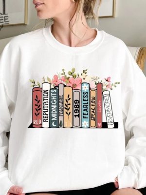 Music Albums As Books Tshirt Concert Shirt Fan Shirt Lover Merch Tee Music Shirt Floral Ts Merch Top Music Fan Album Tshirt Taylor Swift Amc Merchandise Amc Eras Tour Merch revetee 2