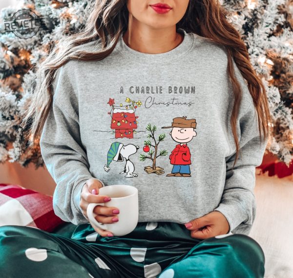 Charlie And The Snoopy Christmas Sweatshirt Christmas Cartoon Dog Sweatshirt Christmas Gift Vintage Sweatshirt Unique revetee 4