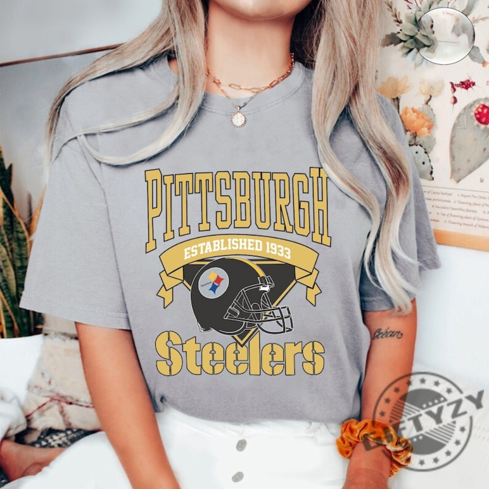 "NFL Trendy Shirt: Elevate Your Style with NFL-inspired Fashion" 4 Vintage Pittsburgh Football Shirt Retro 90S Nfl Sweatshirt Nfl Football Tshirt Steelers Football Gift Shirt Hoodie Pittsburgh Game Day Shirt