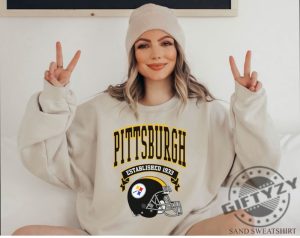 Pittsburgh Football Shirt Vintage Crewneck Sweatshirt Game Day Pullover Hoodie Steelers 90S Style Football Crew Tshirt Trending Shirt giftyzy 4