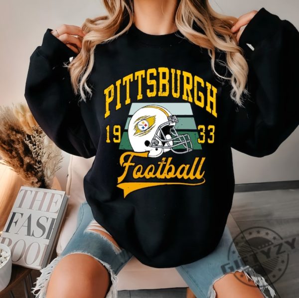 Vintage Pittsburgh Football Sweatshirt Retro 90S Nfl Shirt Nfl Football Tshirt Steelers Football Gift Hoodie Pittsburgh Game Day Shirt giftyzy 2