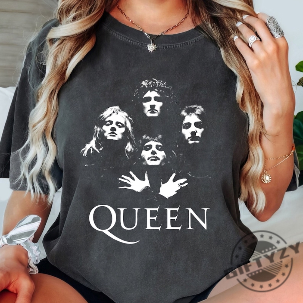 Queen Band Shirt Freddie Mercury Comfort Colors Tshirt Festival Clothing Rock Band Hoodie 80S Nostalgia Vintage Style Queen Sweatshirt Trendy Shirt