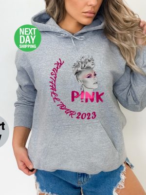 P Nk Sweatshirt And Hoodie Summer Carnival 2023 Trustfall Album Shirt Pink Singer Tour Music Festival Shirt Concert Apparel revetee 3