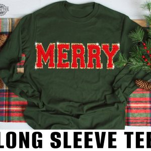 Chenille Patch Christmas Sweatshirt Christmas Shirts Merry Christmas Crewneck Cute Winter Sweater Unique revetee 2