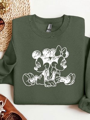 Vintage Mickey And Minnie Sweatshirt Gift For Couples Lovely Sweatshirt Magic Trip Hoodie Animation Mickey Mouse Disney Trip Sweatshirt Unique revetee 2