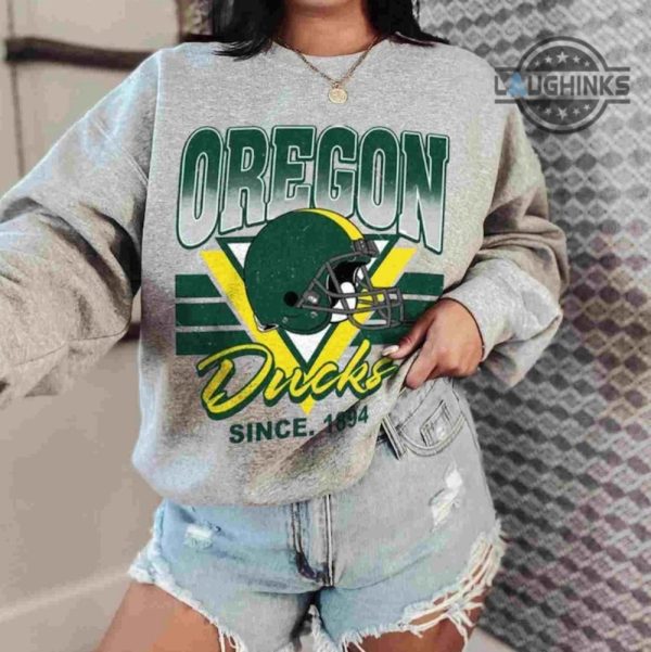 oregon ducks sweatshirt tshirt hoodie mens womens vintage ncaa retro university of oregon football shirts oregon state ducks game laughinks 2