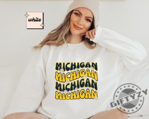 Retro Michigan Game Day Shirt Michigan College Football Tshirt Michigan Crewneck Sweatshirt Football Lovers Hoodie Michigan Game Day Shirt giftyzy 2