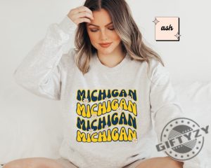 Retro Michigan Game Day Shirt Michigan College Football Tshirt Michigan Crewneck Sweatshirt Football Lovers Hoodie Michigan Game Day Shirt giftyzy 3