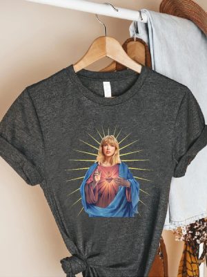 Taylor Swift Jesus Shirt Swiftie Gift For Fan Eras Tour Jesus Tee Swiftie Jesus Shirts Taylor T Shirt Taylor Swift Fan Outfits Swiftie Crew Unique revetee 2