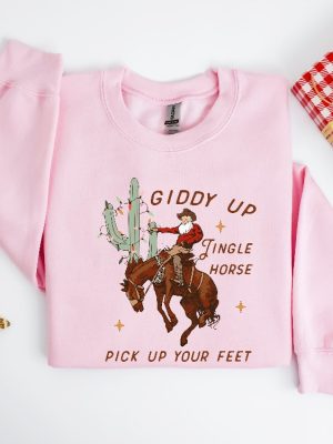 Cowboy Christmas Sweater Giddy Up Jingle Horse Pick Up Your Feet Howdy Country Christmas Horse Cowgirl Shirt Christmas Sweatshirt Unique revetee 3