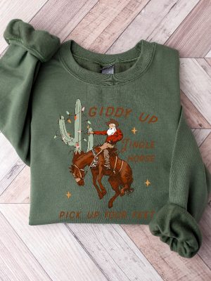 Cowboy Christmas Sweater Giddy Up Jingle Horse Pick Up Your Feet Howdy Country Christmas Horse Cowgirl Shirt Christmas Sweatshirt Unique revetee 4