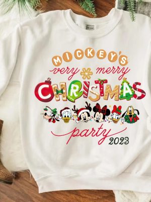 Christmas Customized Family Shirt Mickeys Very Merry Christmas Party 2023 Tee Custom Name Disney Christmas Shirt Christmas Squad Sweater Unique revetee 2