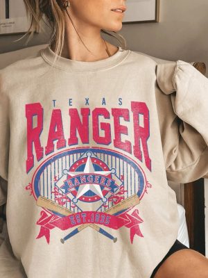 Vintage Texas Ranger Sweatshirt Vintage Texas Baseball Sweatshirt Texas Baseball Sweatshirt Ranger Shirt Unique revetee 2