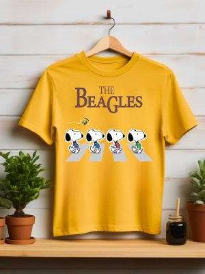 The Beagles Abbey Road Inspired T Shirt Snoopy Shirt Unique revetee 4