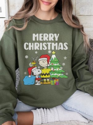 Christmas Snoopy Sweatshirt Christmas Cartoon Dog Sweatshirt Christmas Gift Vintage Sweatshirt Unique revetee 5