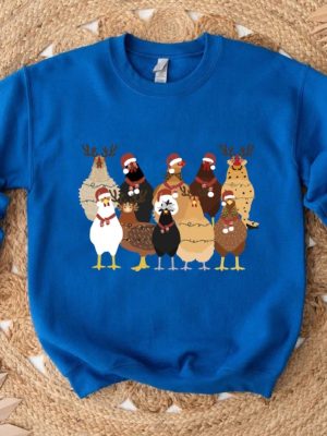 Christmas Chickens Sweatshirt Christmas Farm Sweatshirt Chicken Lover Xmas Gift Christmas Chickens Gift Farm Animal Sweatshirt For Women revetee 2