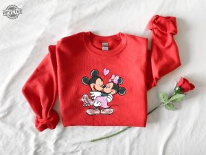 Mickey And Minnie In Love Sweatshirt Disney Sweatshirt Love Disney Matching Couples Sweatshirt Disney Family Sweats Matching Family Sweat revetee 2