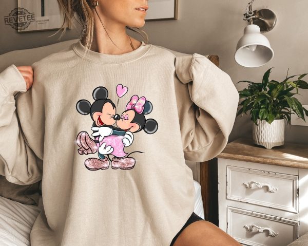 Mickey And Minnie In Love Sweatshirt Disney Sweatshirt Love Disney Matching Couples Sweatshirt Disney Family Sweats Matching Family Sweat revetee 3