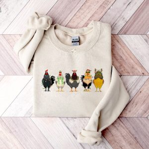 Christmas Chicken Sweatshirt Farm Animal Christmas Shirt Funny Chicken Lover Sweater Christmas Chicken Crewneck Christmas Lights revetee 3
