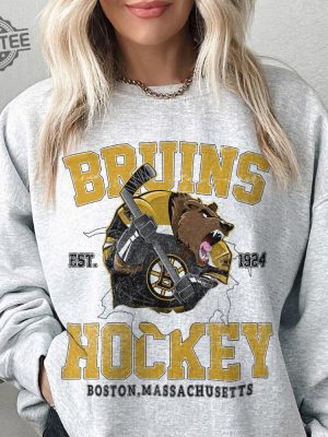 Vintage Bootleg Bruins Ice Hockey Shirt Matt Poitras Milan Lucic Mascot Bootleg Boston Game Day Hockey Fan Unisex Sweatshirt Unique revetee 5